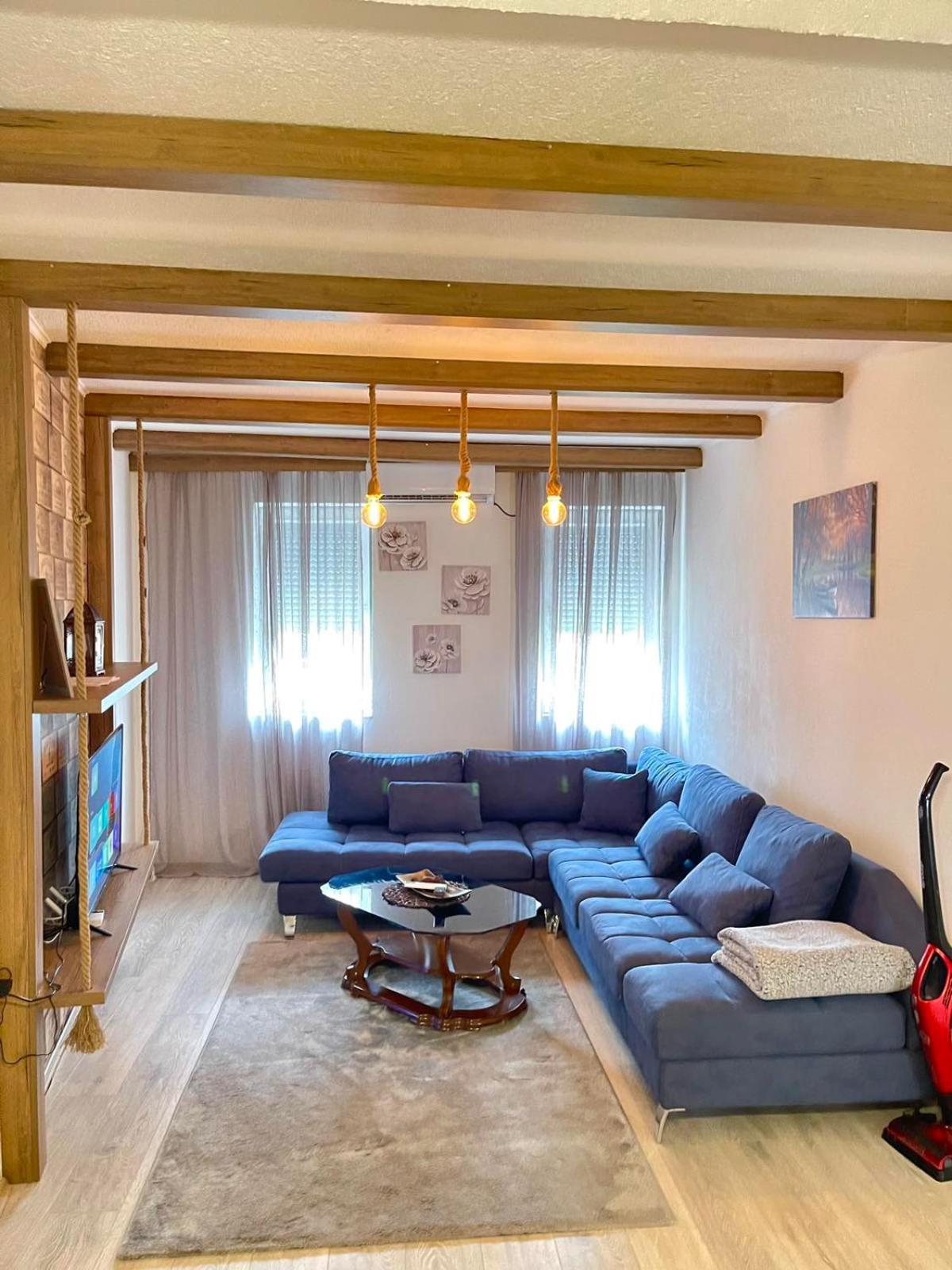 פרישטינה Nessi Apartment מראה חיצוני תמונה
