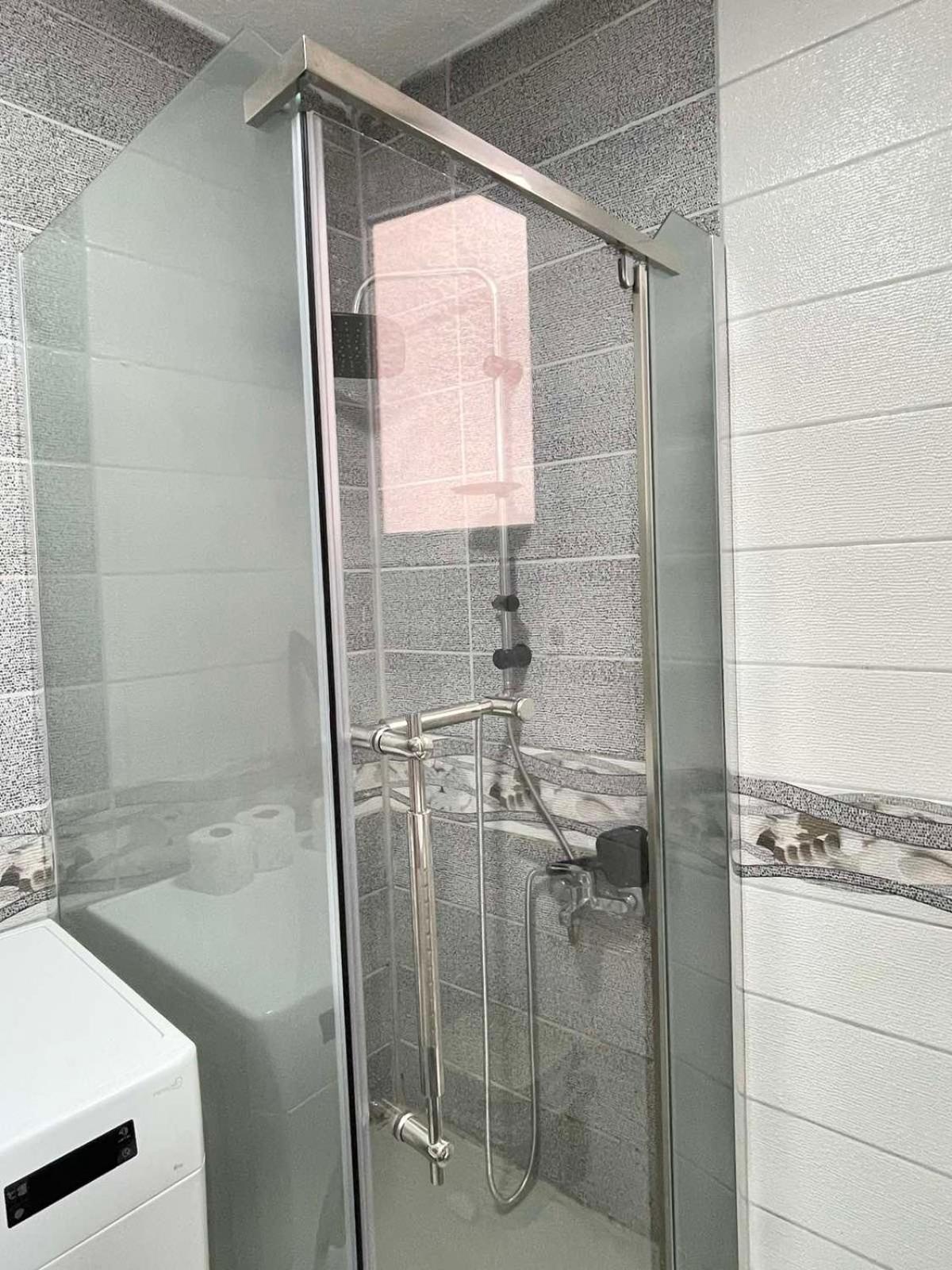 פרישטינה Nessi Apartment מראה חיצוני תמונה